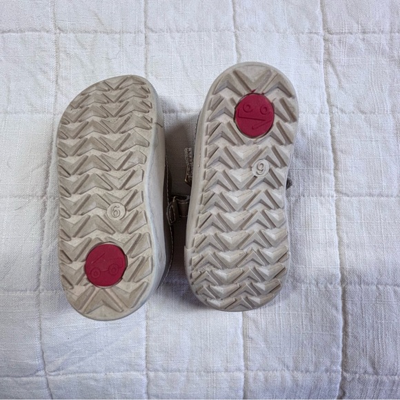 See Kai Run Lucia Gold Mary Jane Leather Toddler Shoe Size 6 - Picture 6 of 8